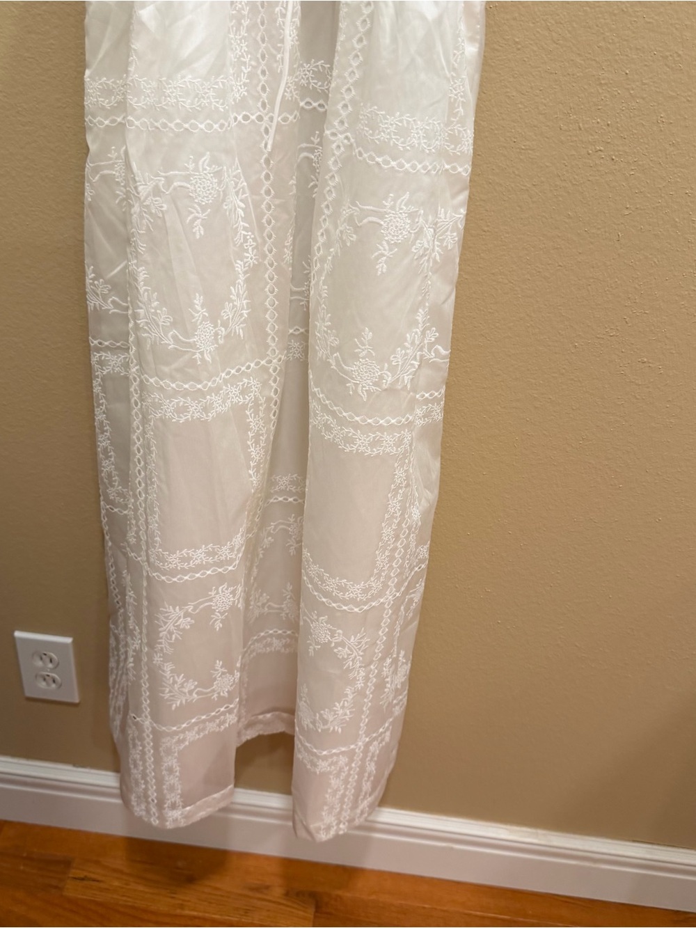 NWT Caroline Constas White Lace Maxi Dress Floral with Smocked Bodice Small - Picture 12 of 15